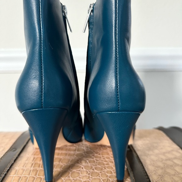 Blue booties, size 6.5 , NEW - Picture 5 of 7